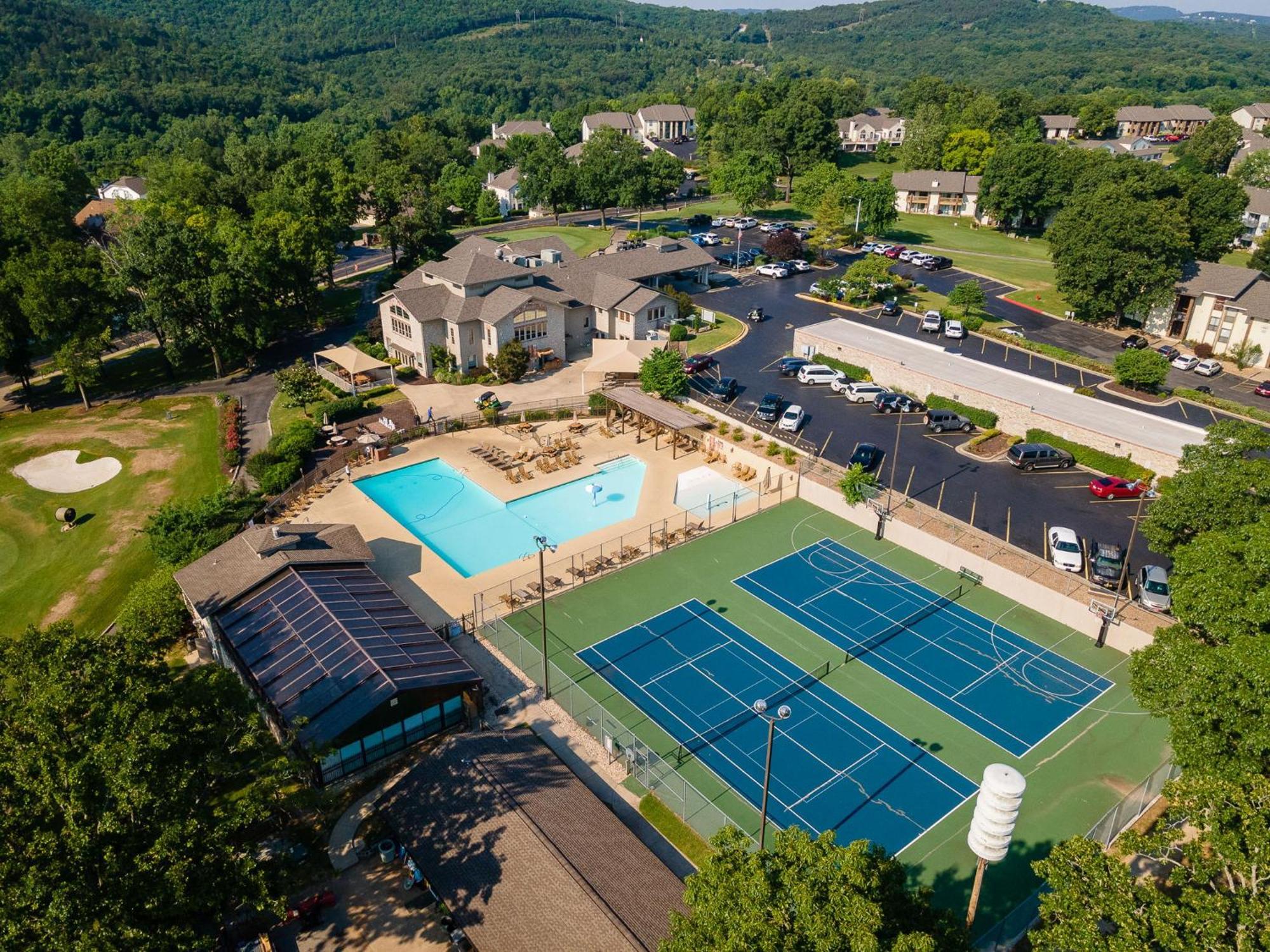 Elegant Lakeside Retreat In Branson Luaran gambar